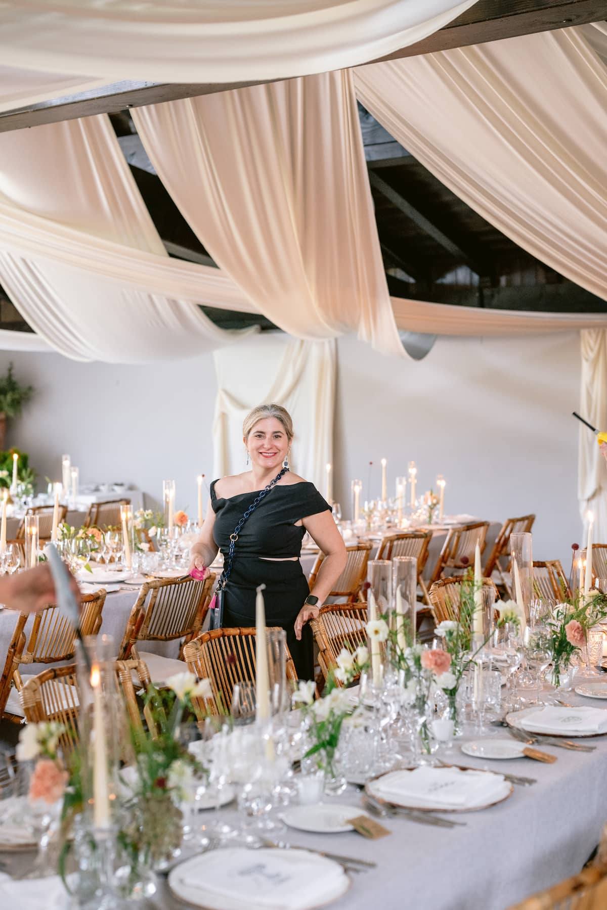 Leire Ibáñez, fundadora de 20eventos, trabajando en San Sebastián